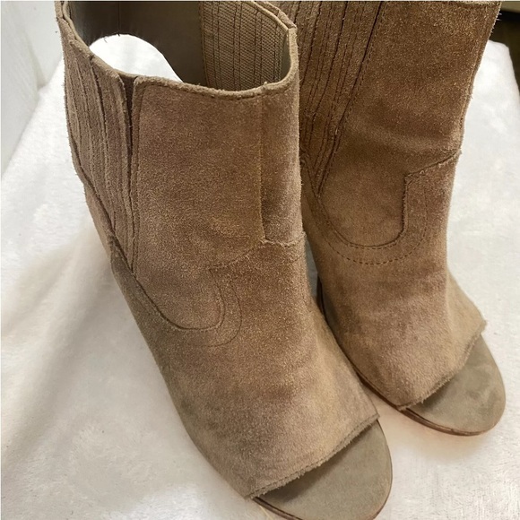 Dolce Vita Pasha Ankle Bootie Taupe Suede Leather Open Toe Stacked Heel Size 9M - Picture 4 of 16